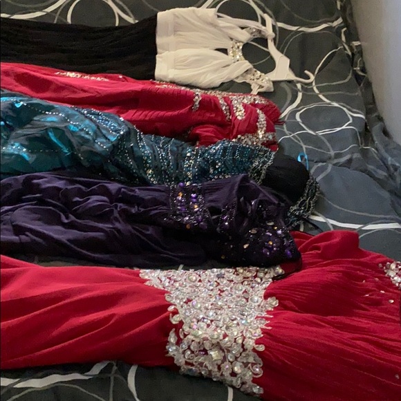 5!!!!! Beautiful gowns - Picture 4 of 12